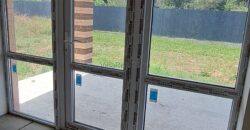 Продаётся ДОМ НА АСФАЛЬТЕ, под чистовую отделку.