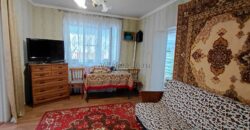 В ПРОДАЖЕ УЮТНЫЙ ОТДЕЛЬНО СТОЯЩИЙ ДОМ В ЦЕНТРЕ ГОРОДА!