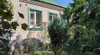Дом с косметическим ремонтом
