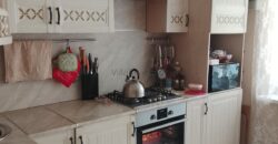 В продаже таунхаус с хорошим косметическим ремонтом. Ухоженный участок.