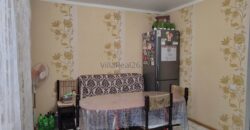В продаже таунхаус с хорошим косметическим ремонтом. Ухоженный участок.