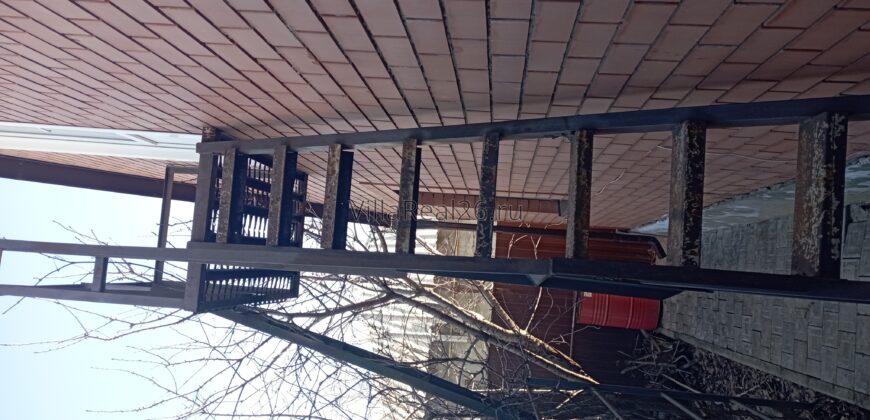 Двойной заезд . дом с ремонтом