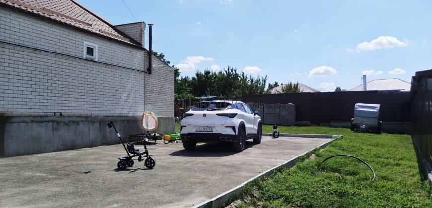 Дом с большим участком