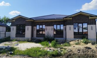 Коттедж с центральными коммуникациями
