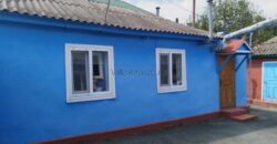Дом с большим участком земли