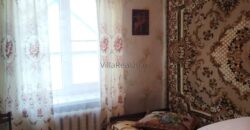 Дом с большим участком земли
