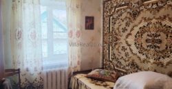 Дом с большим участком земли